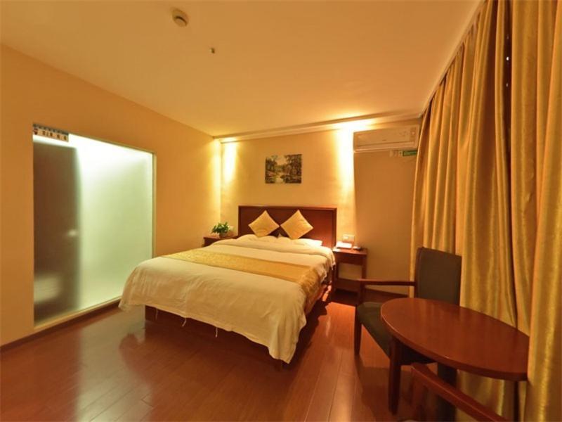 Greentree Inn Shanghai Songjiang District Yanshou Road Li Ta Express Hotel Zhujing Exteriör bild
