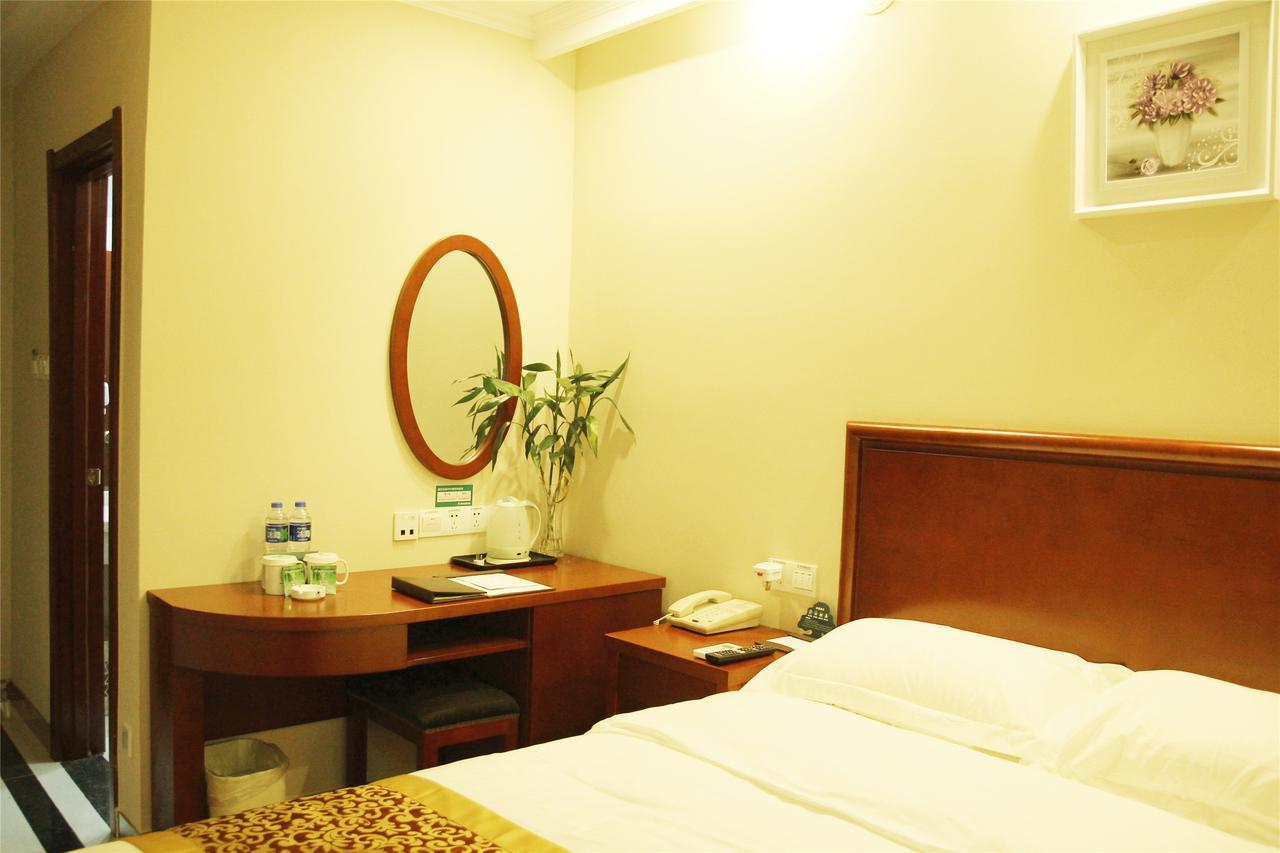 Greentree Inn Shanghai Songjiang District Yanshou Road Li Ta Express Hotel Zhujing Exteriör bild
